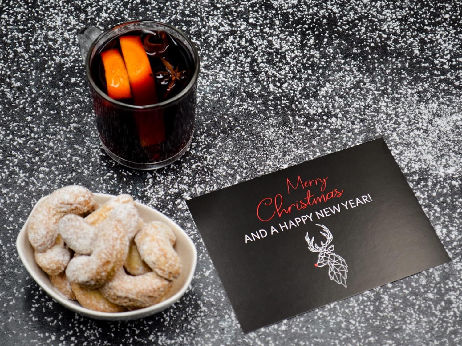 Glühwein Geschenkset „Nürnberg“ | Weihnachten-Geschenkkorb mit Winzer Wein, Schokolade, Vanillekipferl & Süßigkeiten – Bild 7