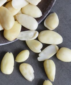 Bitter almonds Spain peeled