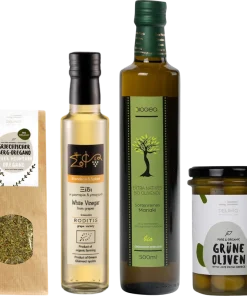 Christmas hamper „Greek salad“ (1x olive oil + 1x mandarin vinegar + 1x green olives + 1x oregano)