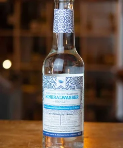 Mineralwasser gechilled – soziales Wasser von Blue Future Project